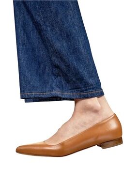 Caslon Tan Leather Pointed Toe Slip-On Flats Women’s Classic Loafers Shoes Sz 8